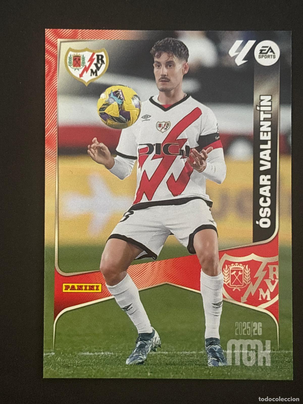 Fu&szlig;ball-Sticker: 299 &Oacute;SCAR VALENT&Iacute;N RAYO MEGACRACKS MGK 25-26 2025-2026 PANINI LIGA
