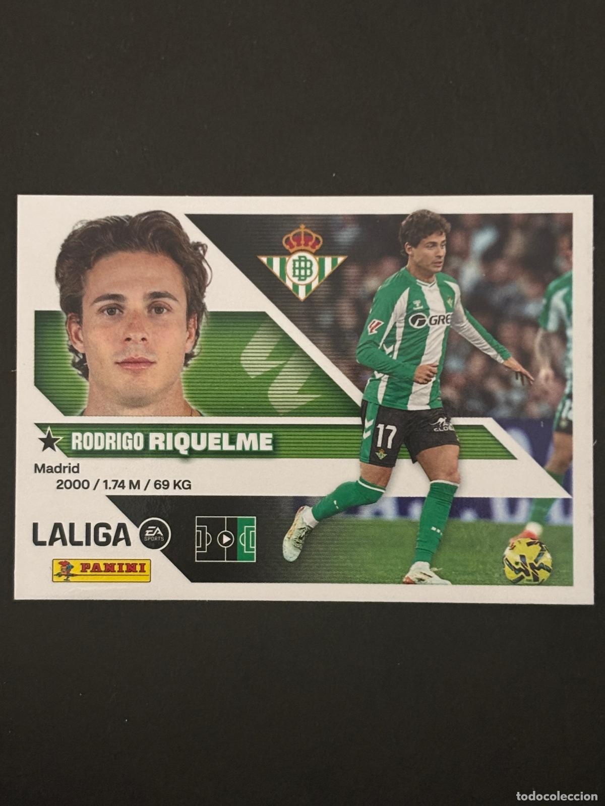 Cartes &agrave; collectionner de Football: 17 RIQUELME BETIS LIGA ESTE 26-27 2026-2027 PANINI LALIGA EA SPORTS