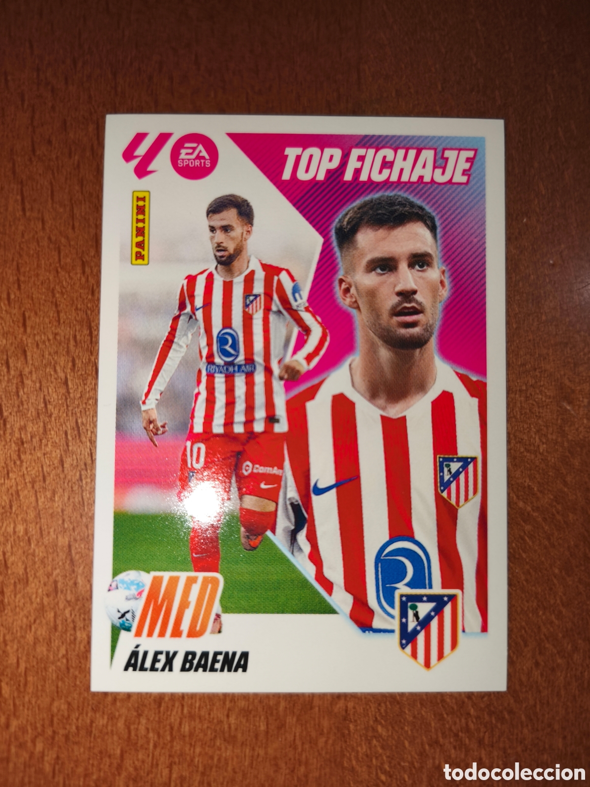 Fu&szlig;ball-Sticker: &Aacute;lex Baena TOP FICHAJE n&deg;67 liga este 25/26 Atl&eacute;tico De Madrid