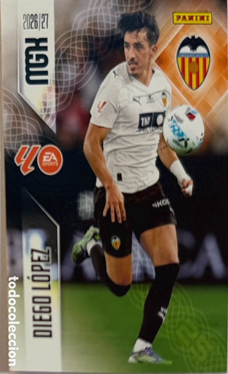 Fu&szlig;ball-Sticker: 359 Diego L&oacute;pez (VALENCIA) - MEGACRACKS 2026/27 (PANINI)