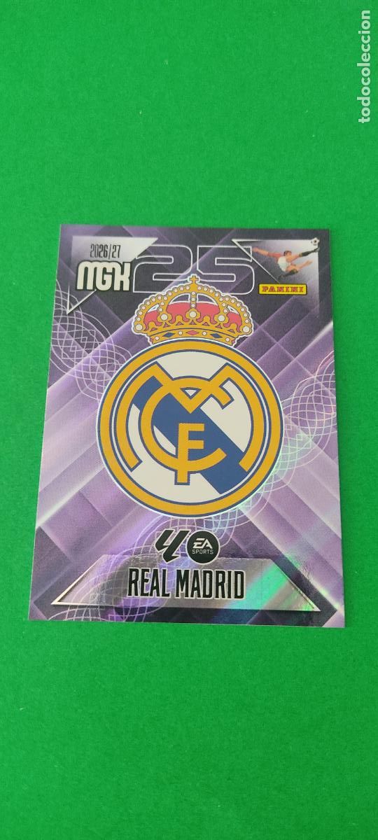 Cromos de f&uacute;tbol: TRADING CARD FUTBOL ESCUDO REAL MADRID C.F. N&ordm; 217 LIGA MEGACRACKS 2026-2027/26-27 PANINI