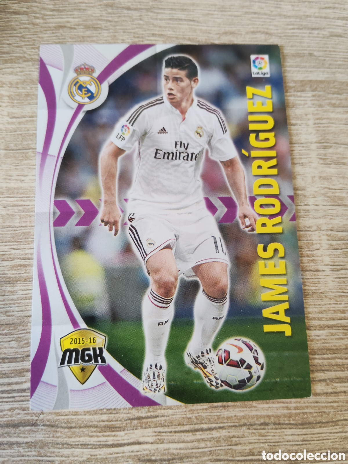 Cartes &agrave; collectionner de Football: Panini Megacracks 2015 2016 15 16 341 James Rodr&iacute;guez Real Madrid