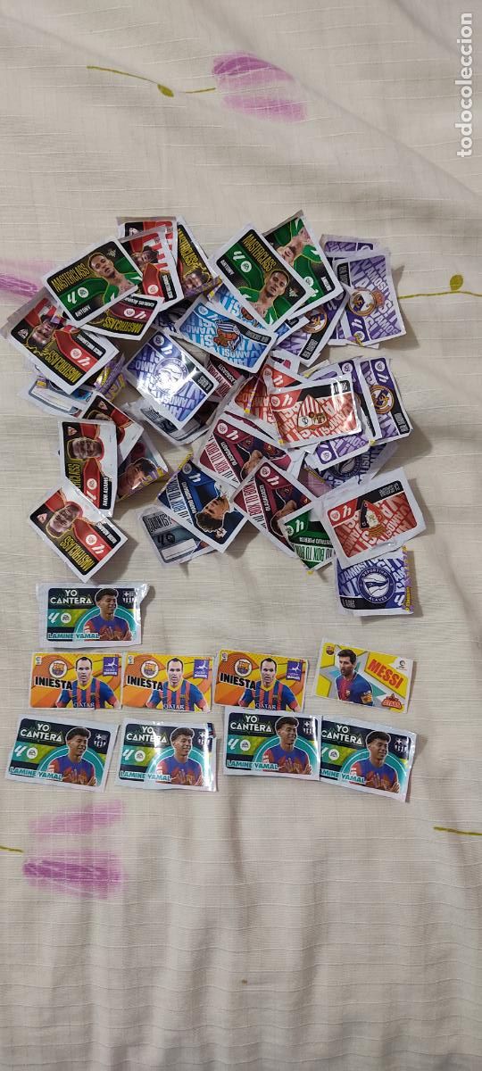 Cromos de f&uacute;tbol: LOTE DE MAS DE 1.000 CHICLES DE FUTBOL MESSI INIESTA LAMINE YAMAL HAY REPES****LEER