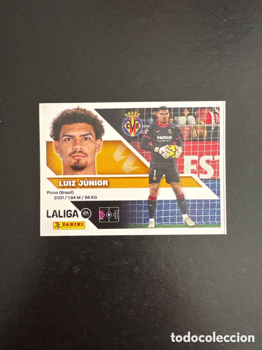 Figurine di Calcio: LUIZ JUNIOR VILLARREAL N&Uacute;MERO 3 LIGA ESTE 2026 2027