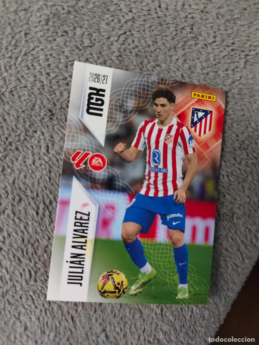 Cartes &agrave; collectionner de Football: 71 MEGACRACKS MGK 2026 27 JULI&Aacute;N &Aacute;LVAREZ ATL&Eacute;TICO DE MADRID BASE CARD 26 2027 PANINI AAW