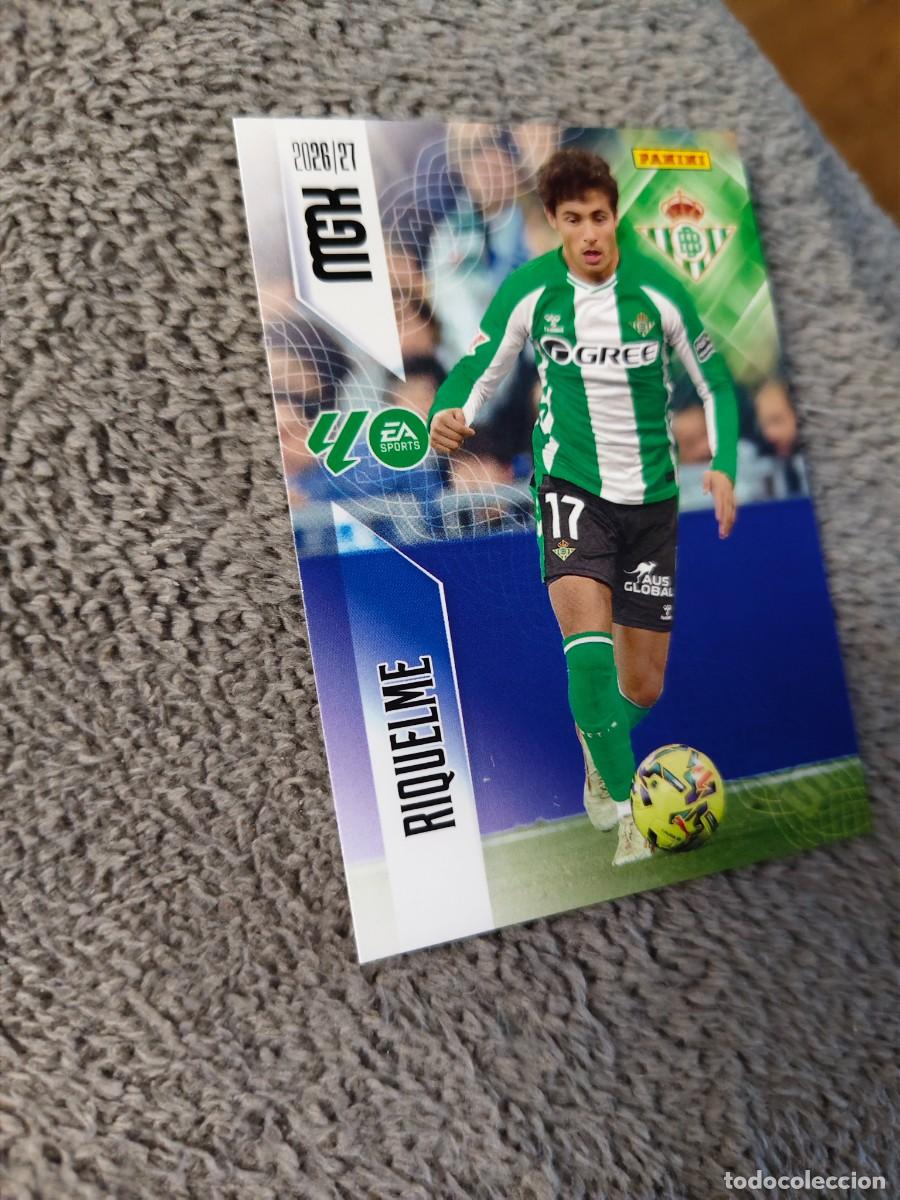 Cromos de Futebol: 105 MEGACRACKS MGK 2026 27 RIQUELME REAL BETIS BASE CARD 26 2027 PANINI AAW