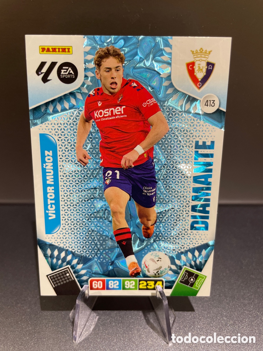 Cartes &agrave; collectionner de Football: Victor Mu&ntilde;oz 413 Rookie Diamante Panini Adrenalyn XL 2025-26 Osasuna