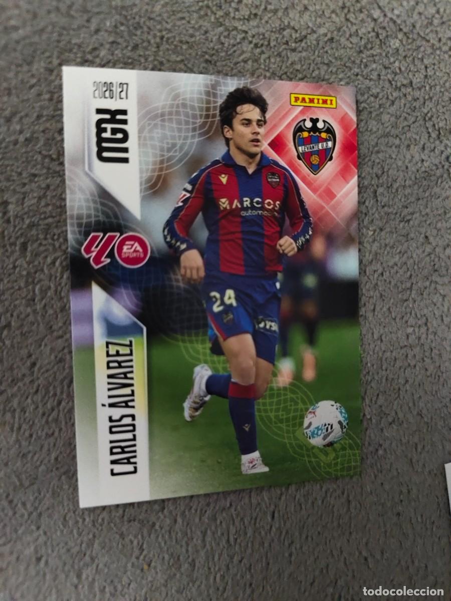 Cromos de f&uacute;tbol: 211 MEGACRACKS MGK 2026 27 CARLOS &Aacute;VAREZ LEVANTE UD BASE CARD 26 2027 PANINI AAW