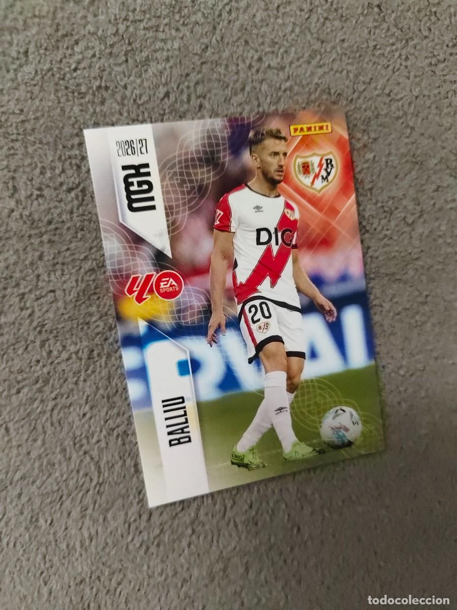 Fu&szlig;ball-Sticker: 293 MEGACRACKS MGK 2026 27 BALLIU RAYO VALLECANO BASE CARD 26 2027 PANINI AAW