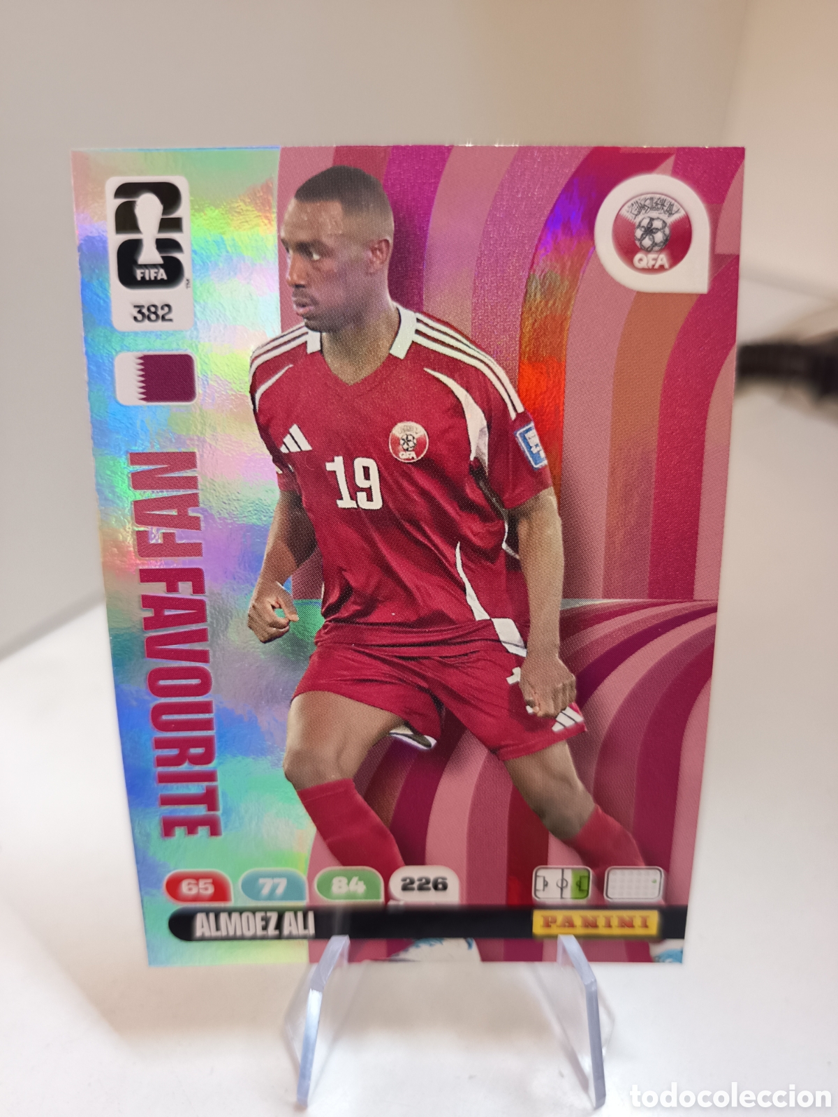 Figurine di Calcio: 382 ALMOEZ ALI WORLD CUP 2026 ADRENALYN MUNDIAL