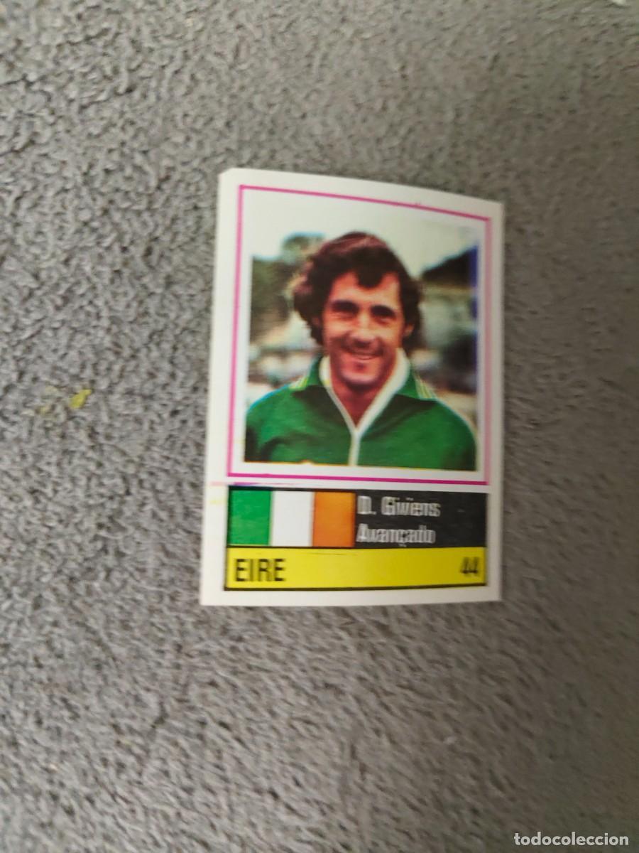 Cartes &agrave; collectionner de Football: 44. D. GIVENS (IRELAND) SORCACIUS EURO 1984 IRLANDA EUROCOPA FRANCIA 84 SIN PEGAR AAX