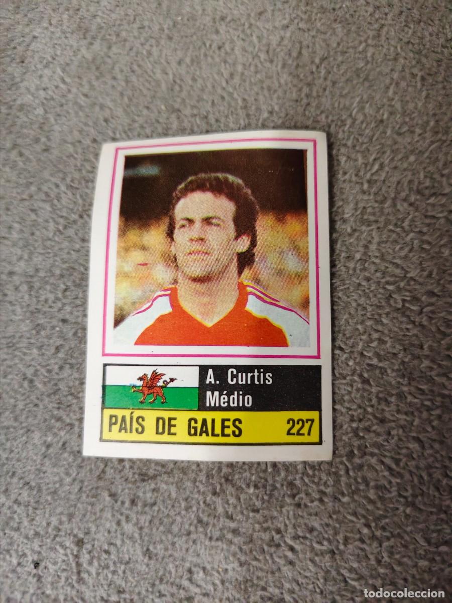 Cromos de Futebol: 227. A. CURTIS (WALES) SORCACIUS EURO 1984 PA&Iacute;S DE GALES EUROCOPA FRANCIA 84 SIN PEGAR AAX