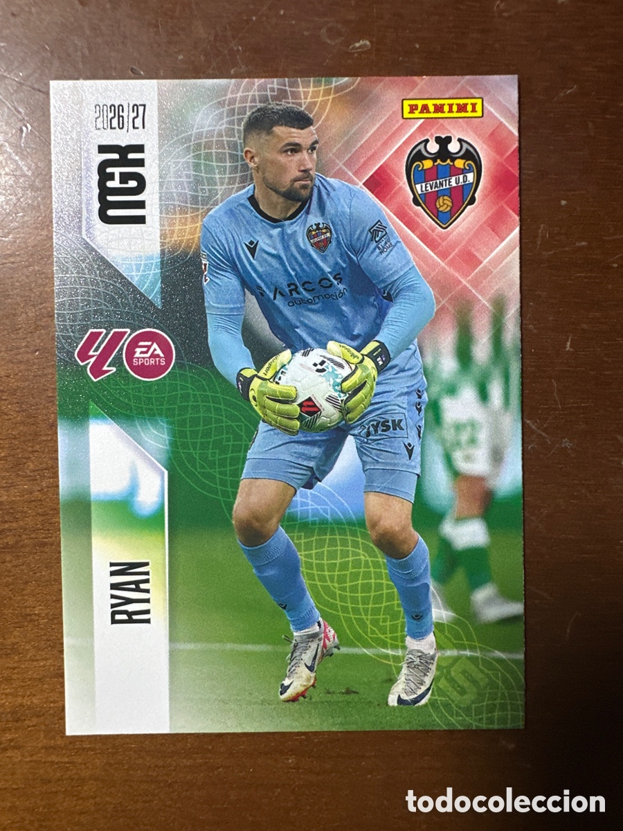 Cromos de Futebol: 300 RYAN LEVANTE MEGACRACKS 2026 2027 (MGK 26 27)