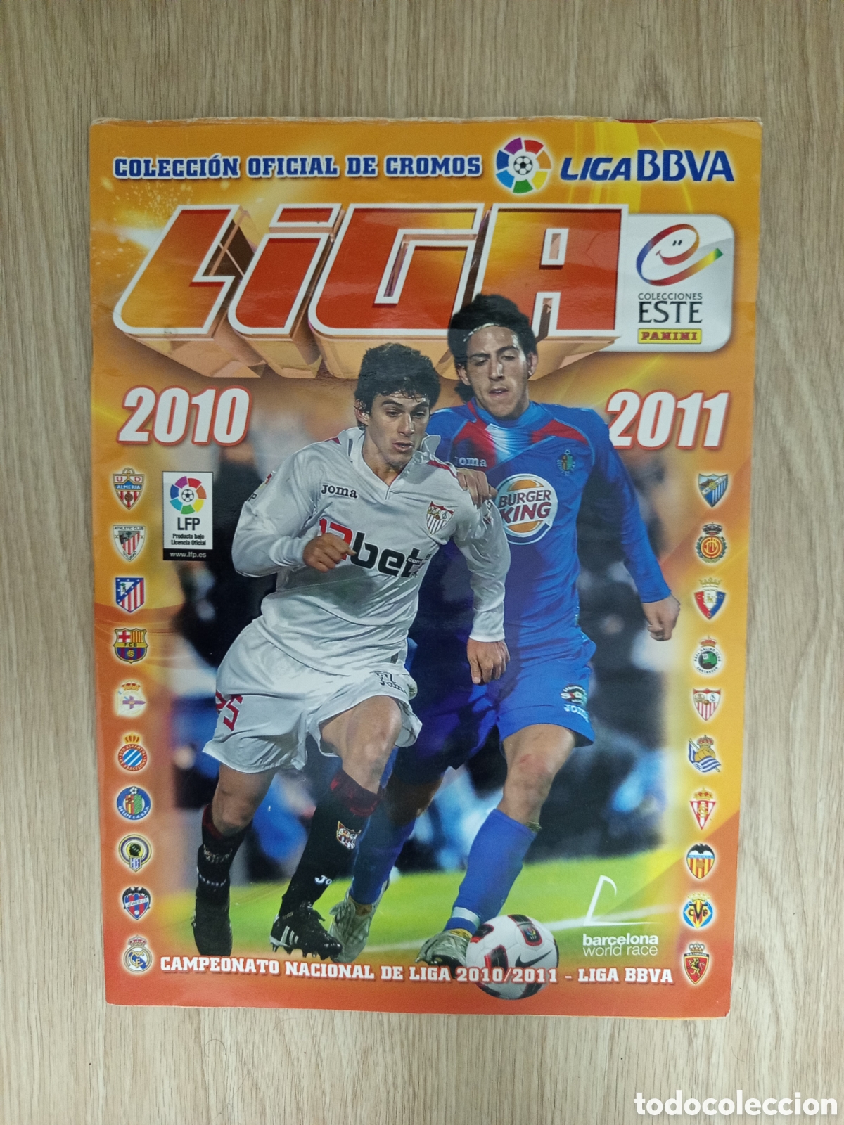 Cromos de f&uacute;tbol: ❇️ &Aacute;LBUM CROMOS ⚽ F&Uacute;TBOL LIGA 10 11 2010 2011 ESTE PANINI CON DEFECTO - HUMEDAD - Y ALGUNOS CROMOS❇️