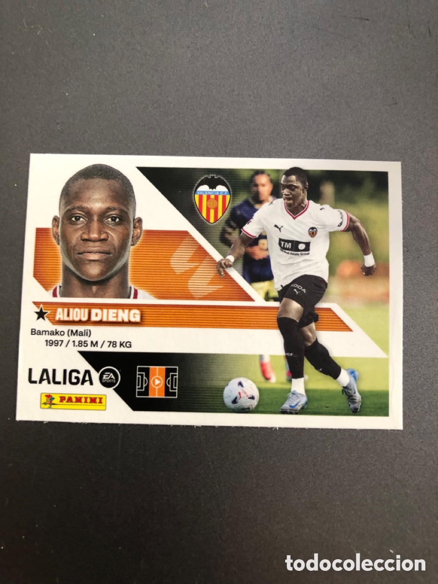 Fu&szlig;ball-Sticker: L2 DIENG VALENCIA C. F. COLOCA LIGA ESTE 2026 2027 26 27 NUNCA PEGADO SIN PEGAR