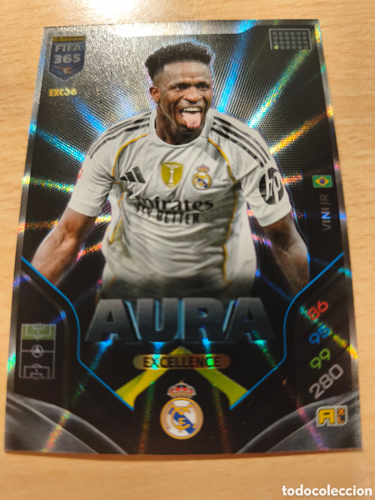 Cromos de f&uacute;tbol: EXC 36 VINI JR REAL MADRID AURA EXCELLENCE FIFA 365 2025 2026 PANINI 25 26 VINICIUS JUNIOR EXC36