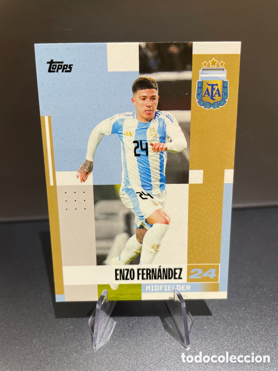 Figurine di Calcio: Enzo Fernandez 11 Topps Team Set Argentina 2024-25