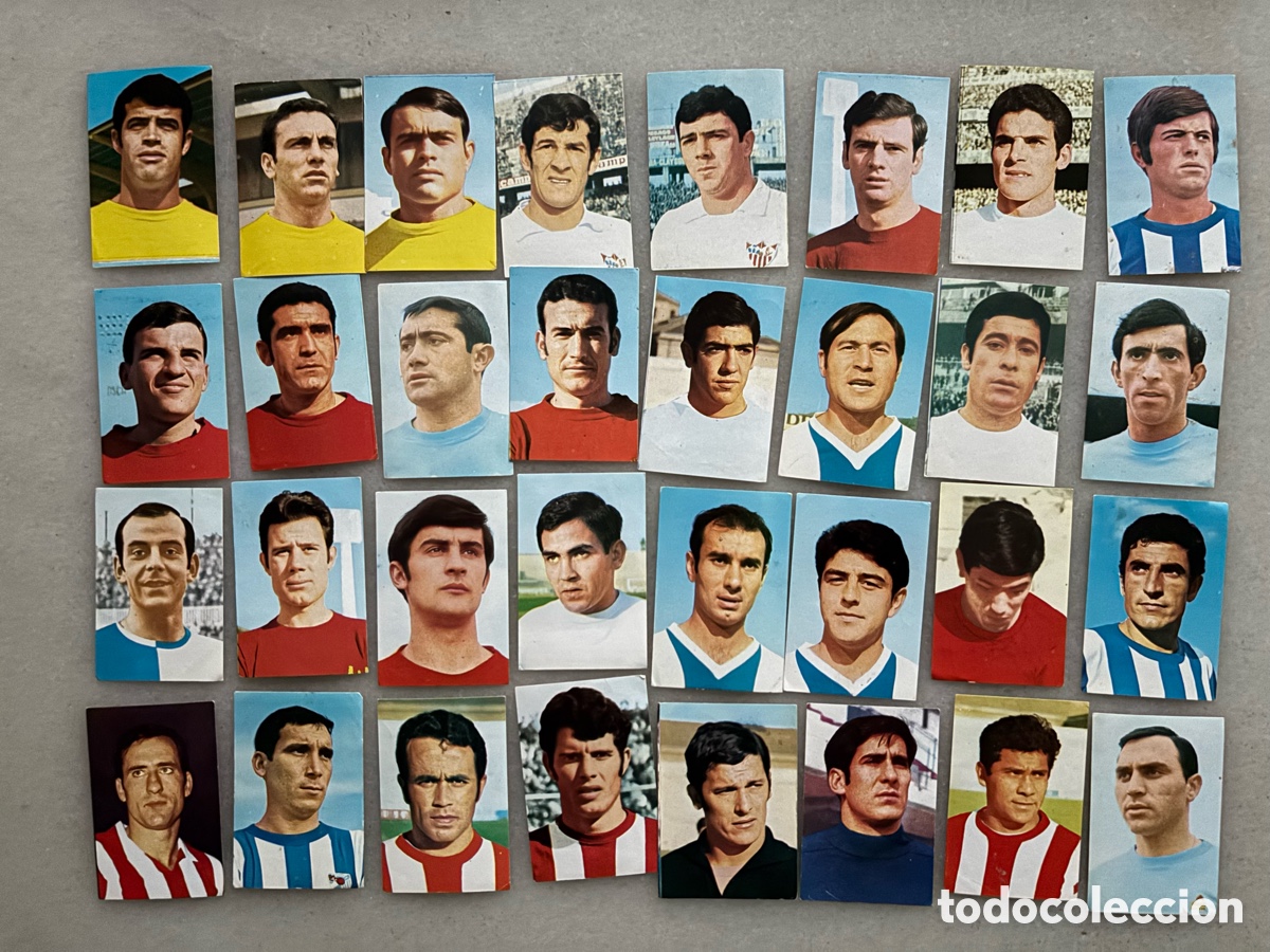 Football Stickers: Lote de 32 cromos variados, sin pegar y sin repetir &aacute;lbum Fher 1969 70