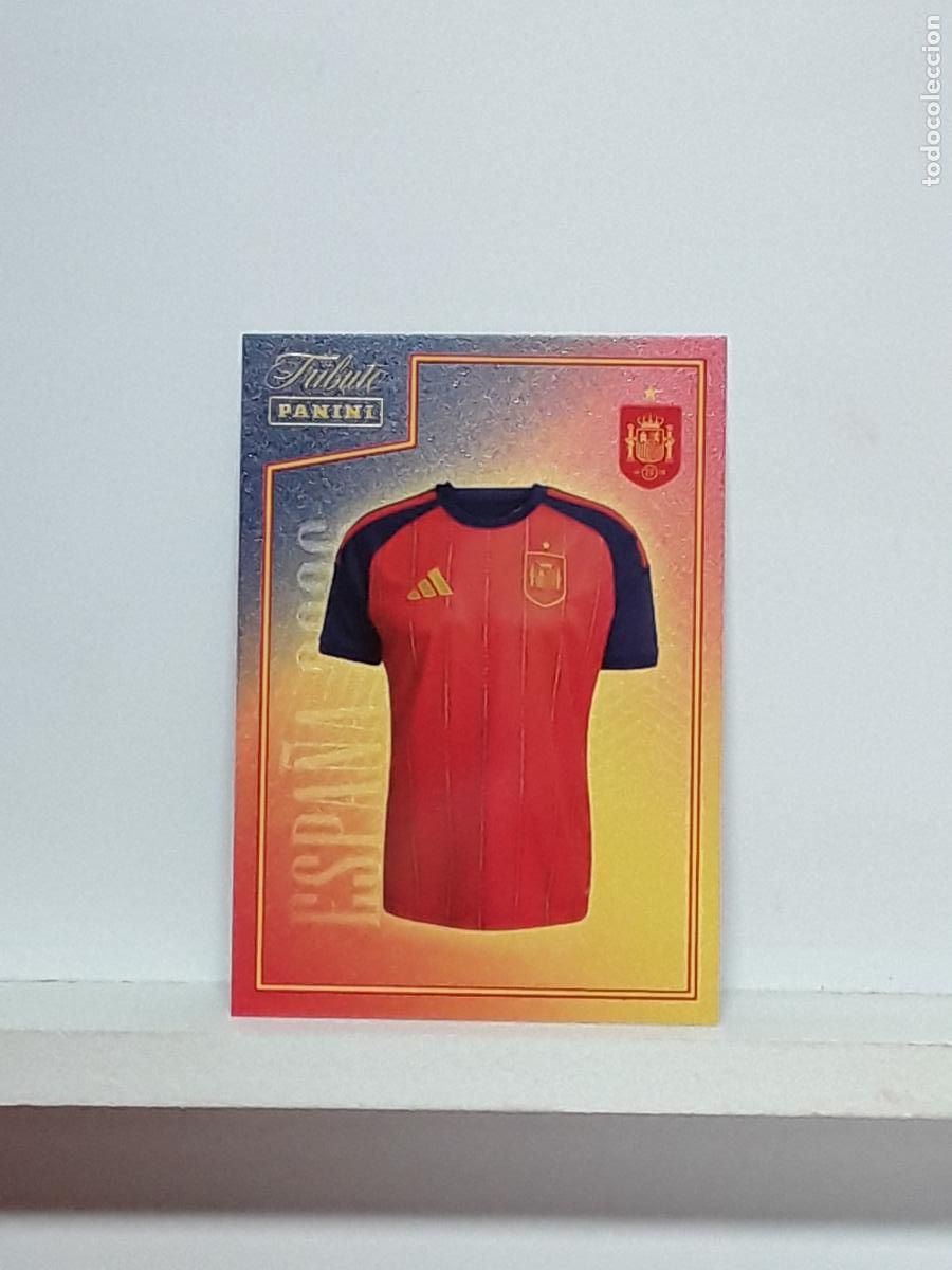 Cromos de f&uacute;tbol: TRIBUTO ESPA&Ntilde;A 2010 2026 VAMOS CAMPEONES 10 26 ALBUM PANINI SELECCION ESPA&Ntilde;OLA N 36 EQUIPACION