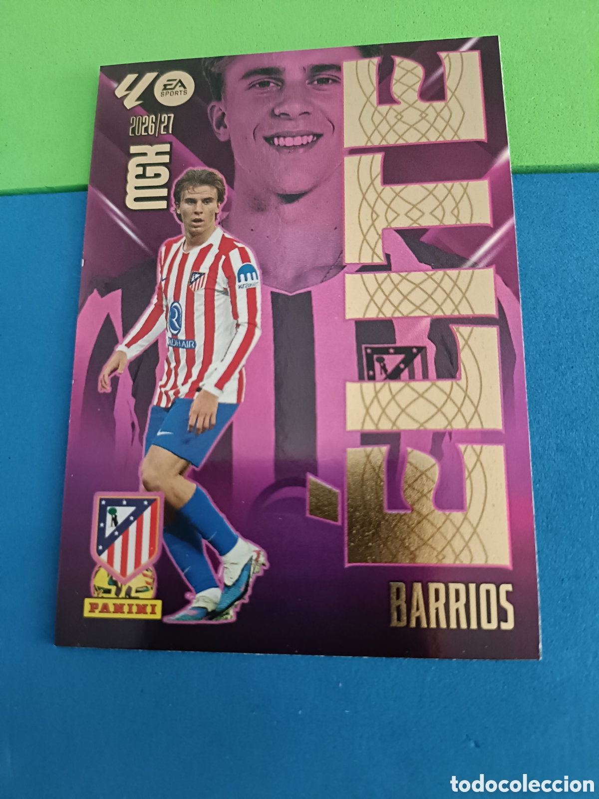 Cromos de Futebol: PANINI 2026 2027 MGK MEGACRACKS 25 Aniversario - &Eacute;lite 1 Barrios Atl&eacute;tico Madrid