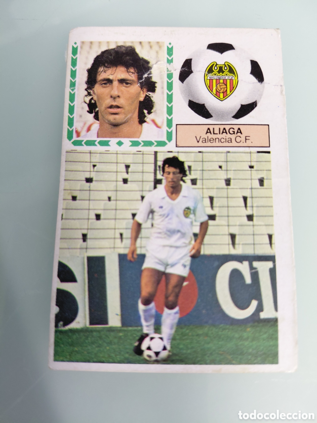 Cromos de Futebol: ALIAGA, VALENCIA C F, ULTIMOS FICHAJES 39, LIGA 83 84, DESPEGADO/ROTURA PARTE SUPERIOR