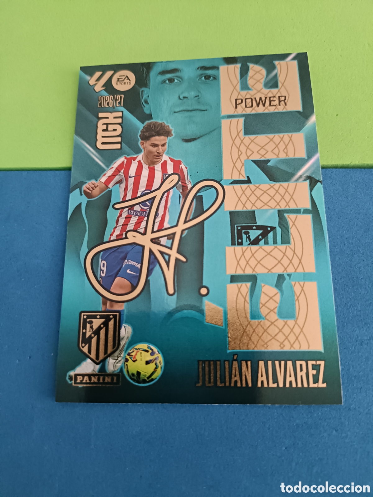 Fu&szlig;ball-Sticker: PANINI 2026 2027 MGK MEGACRACKS 25 Aniversario - &Eacute;lite Power 8P Juli&aacute;n &Aacute;lvarez Atl&eacute;tico Madrid