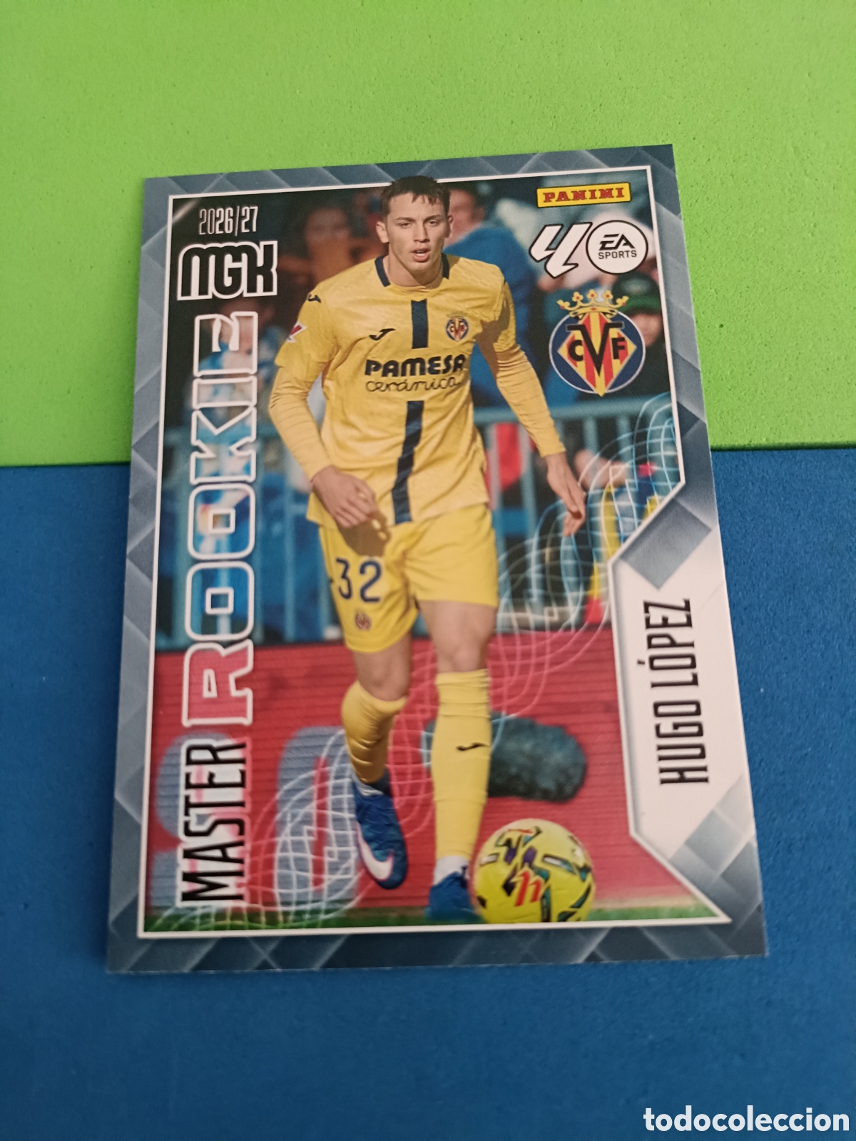 Cromos de f&uacute;tbol: PANINI 2026 2027 MGK MEGACRACKS 25 Aniversario - Rookie 412 Hugo Lopez