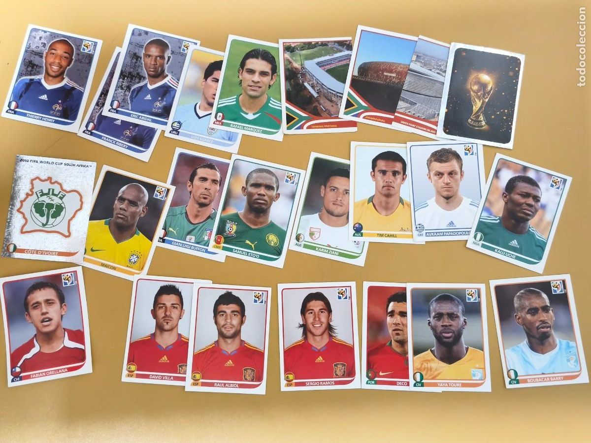Figurine di Calcio: south africa 2010, contiene 24 cromos