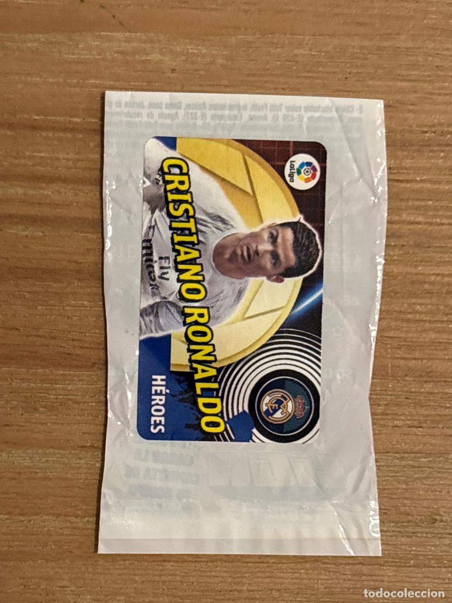 Cromos de f&uacute;tbol: 28. CROMO CRISTIANO RONALDO REAL MADRID SERIE H&Eacute;ROES CHICLE LIGA EDICIONES ESTE 2016-17 16-17