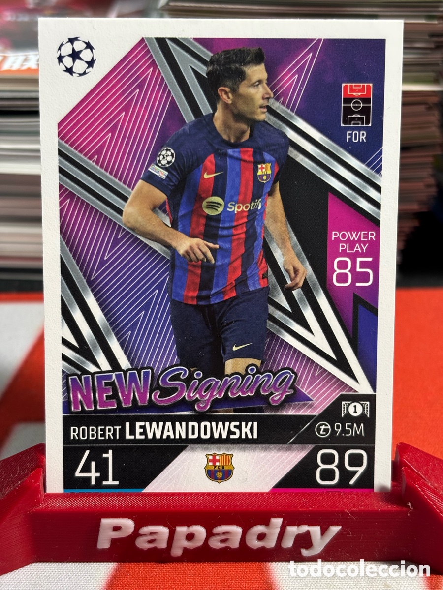 Cromos de f&uacute;tbol: Topps Match Attax CL 22/23 No. NS 8 Robert Lewandowski New Signing