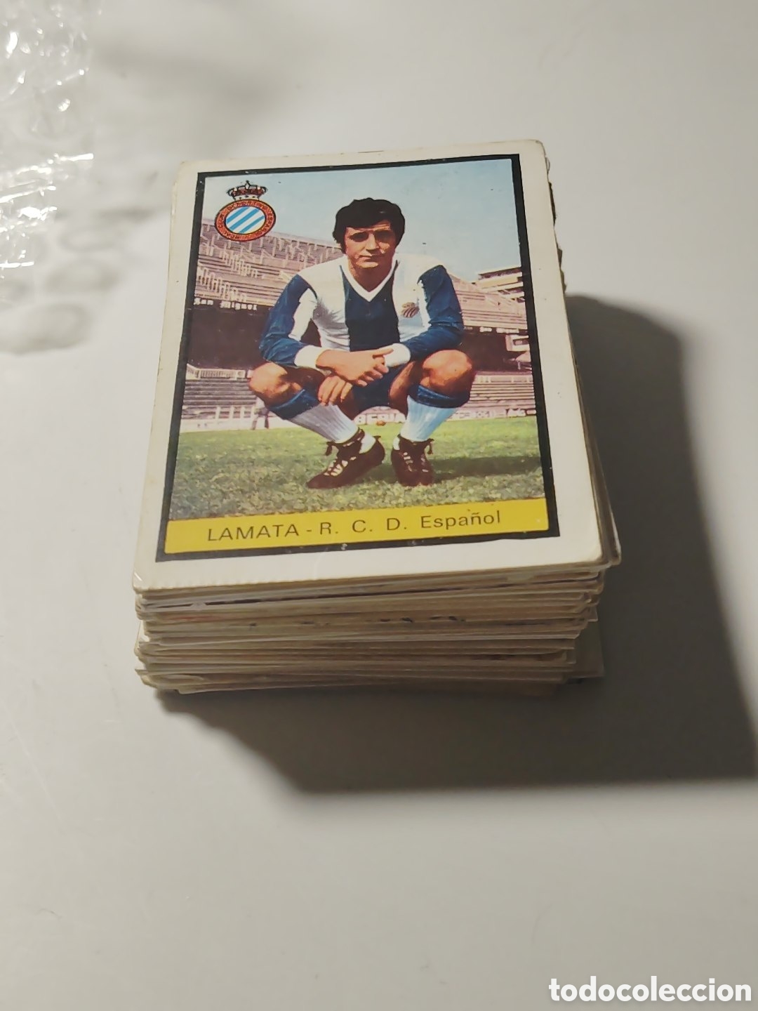 Fu&szlig;ball-Sticker: 65 cromos FHER. Sin repetir. Temporada 1972/73. Despegados album