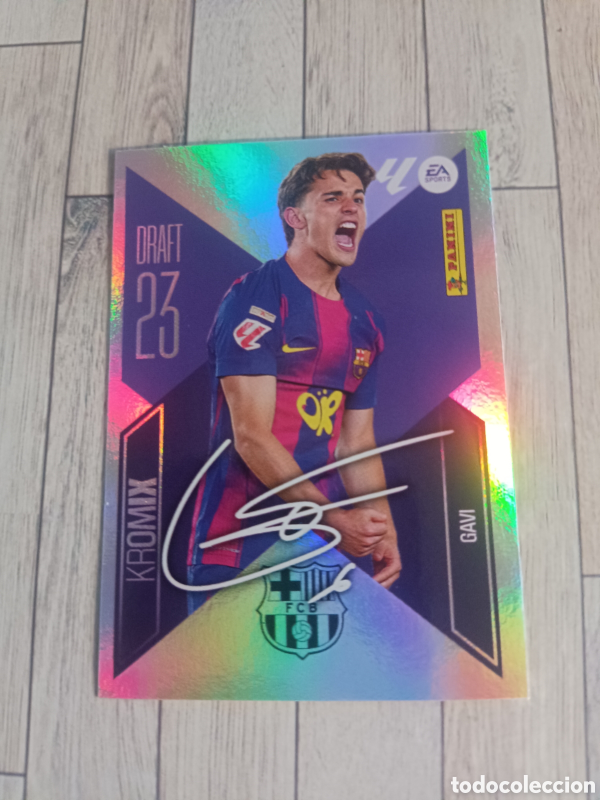 Fu&szlig;ball-Sticker: K 8 GAVI BARCELONA DRAFT 23 KROMIX FIRMADA LIGA ESTE 2026 2027 PANINI 26 27