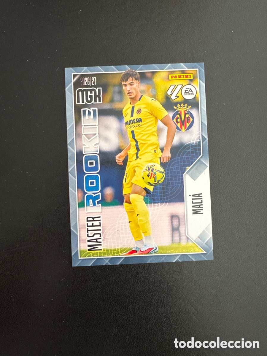 Football Stickers: MACIA MASTER ROOKIE NUMERO 417 MEGACRACKS 2026 2027