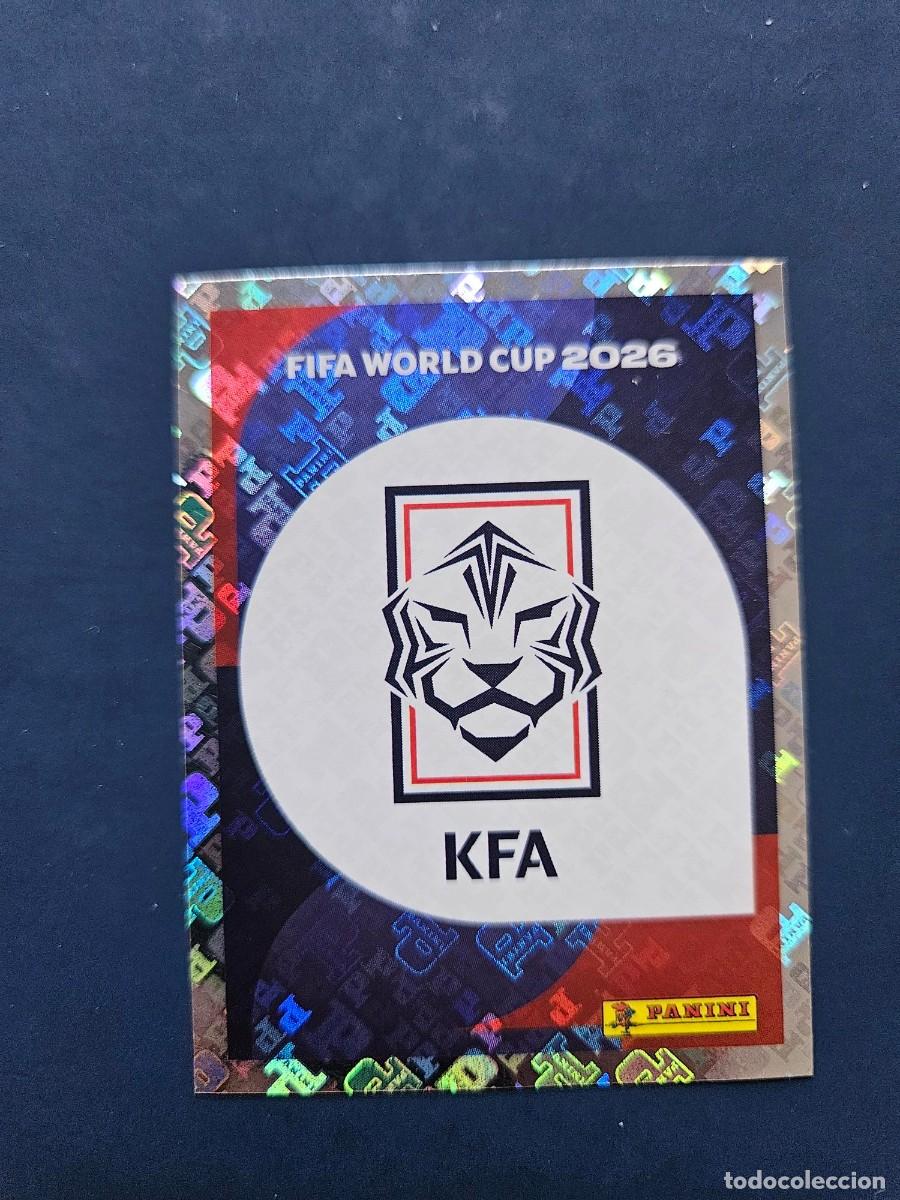 Fu&szlig;ball-Sticker: KOR 1 ESCUDO KOREA COREA FIFA WORLD CUP MUNDIAL 26 2026 SIN PEGAR NUNCA PEGADO