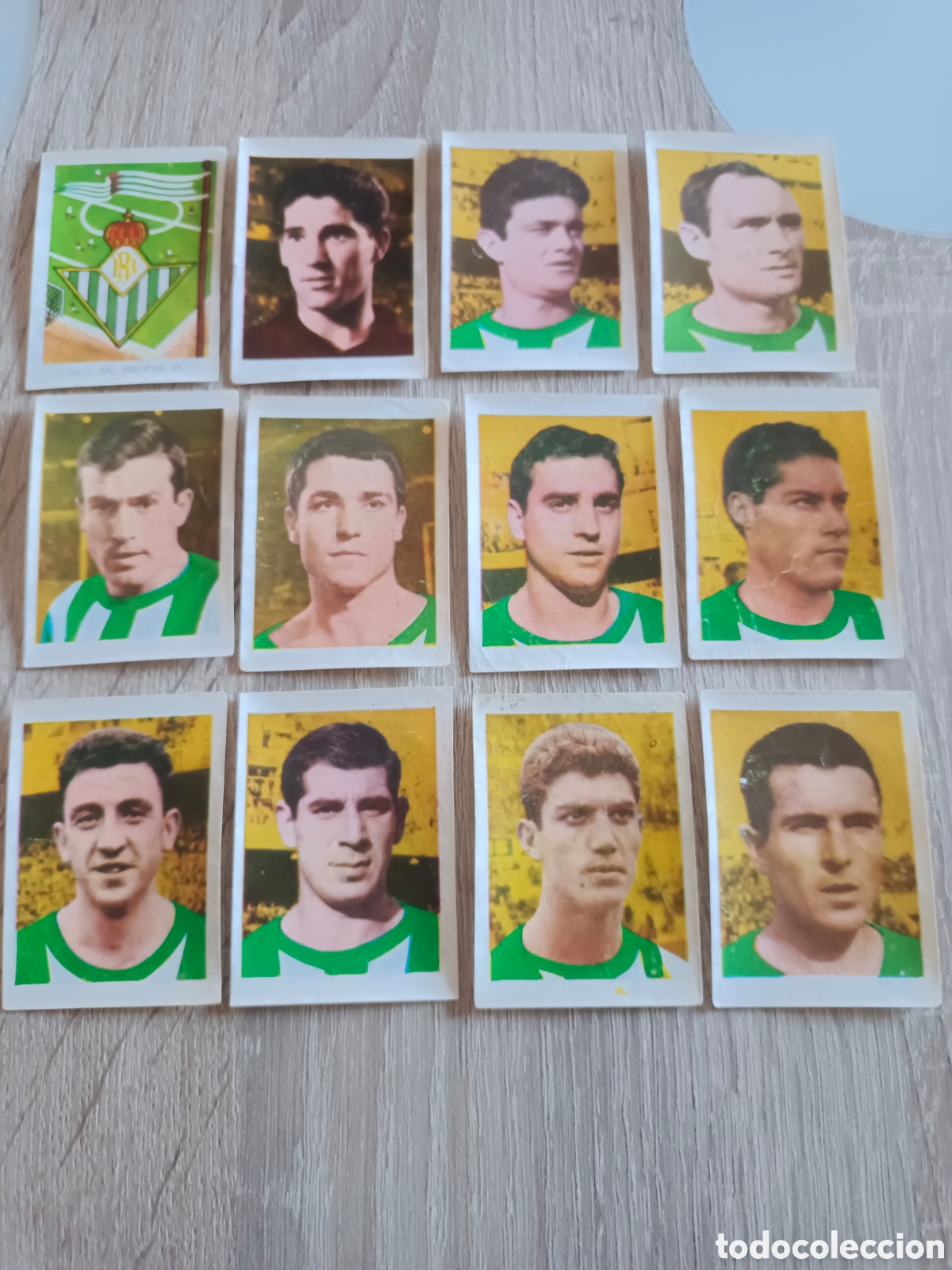 Cromos de f&uacute;tbol: RUIZ ROMERO 1966.12 CROMOS REAL BETIS.DESPEGADOS SIN APENAS FALTA .VER TRASERA