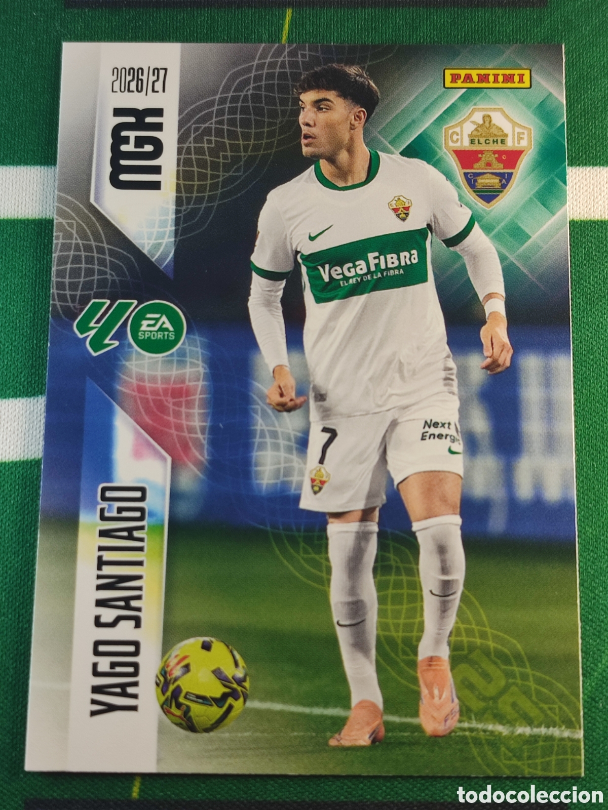 Fu&szlig;ball-Sticker: 161 Yago Santiago Elche CF MEGACRACKS 2026 2027 - 26 27 MGK