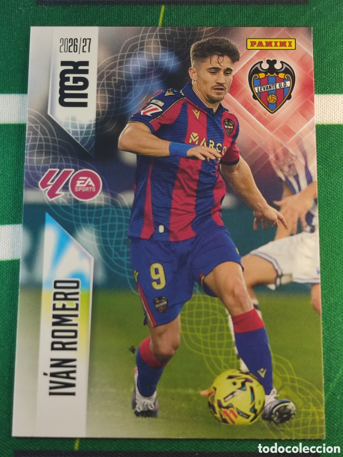 Football Stickers: 214 Iv&aacute;n Romero Levante UD MEGACRACKS 2026 2027 - 26 27 MGK