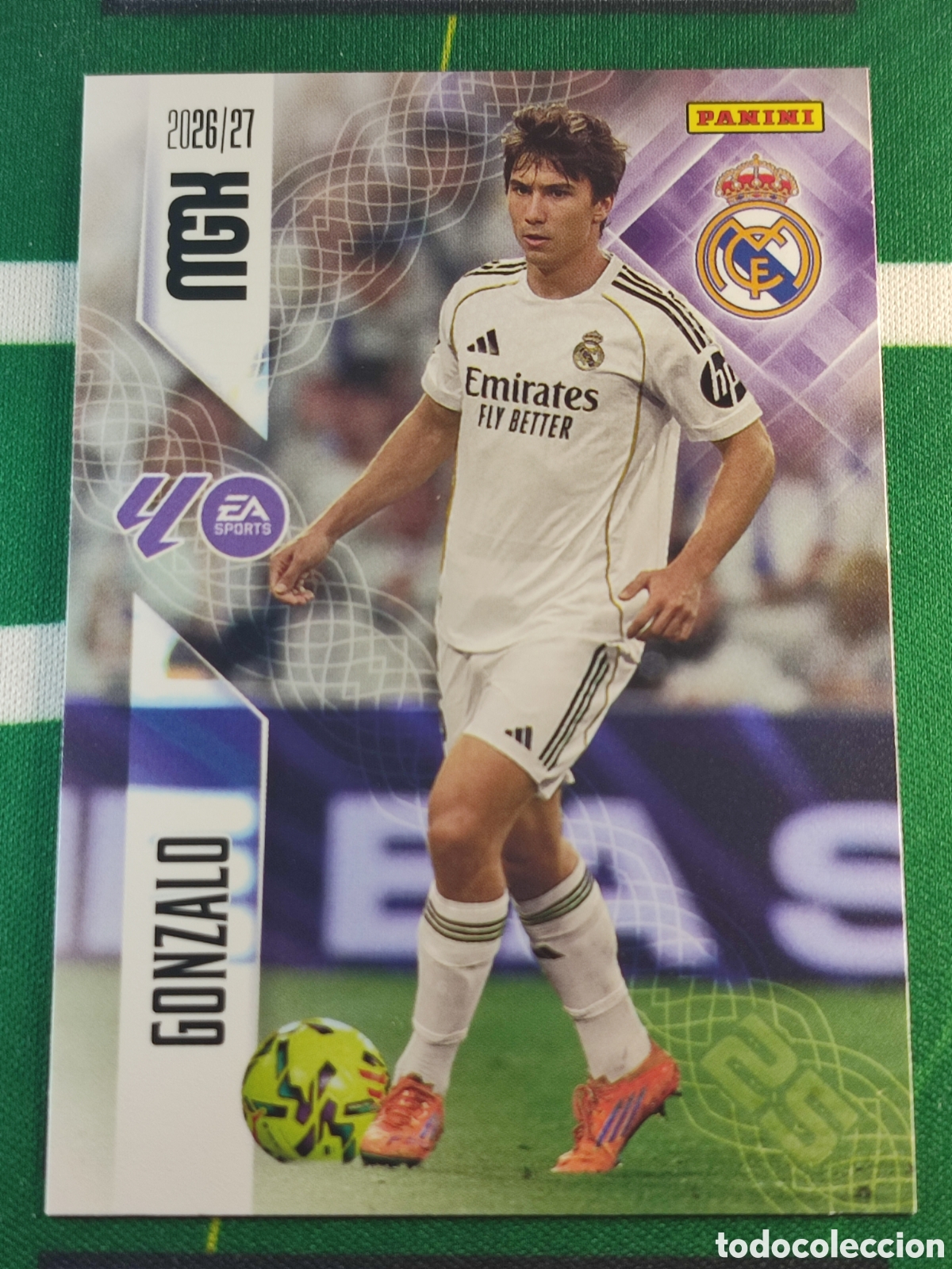 Football Stickers: 233 Gonzalo Real Madrid CF MEGACRACKS 2026 2027 - 26 27 MGK