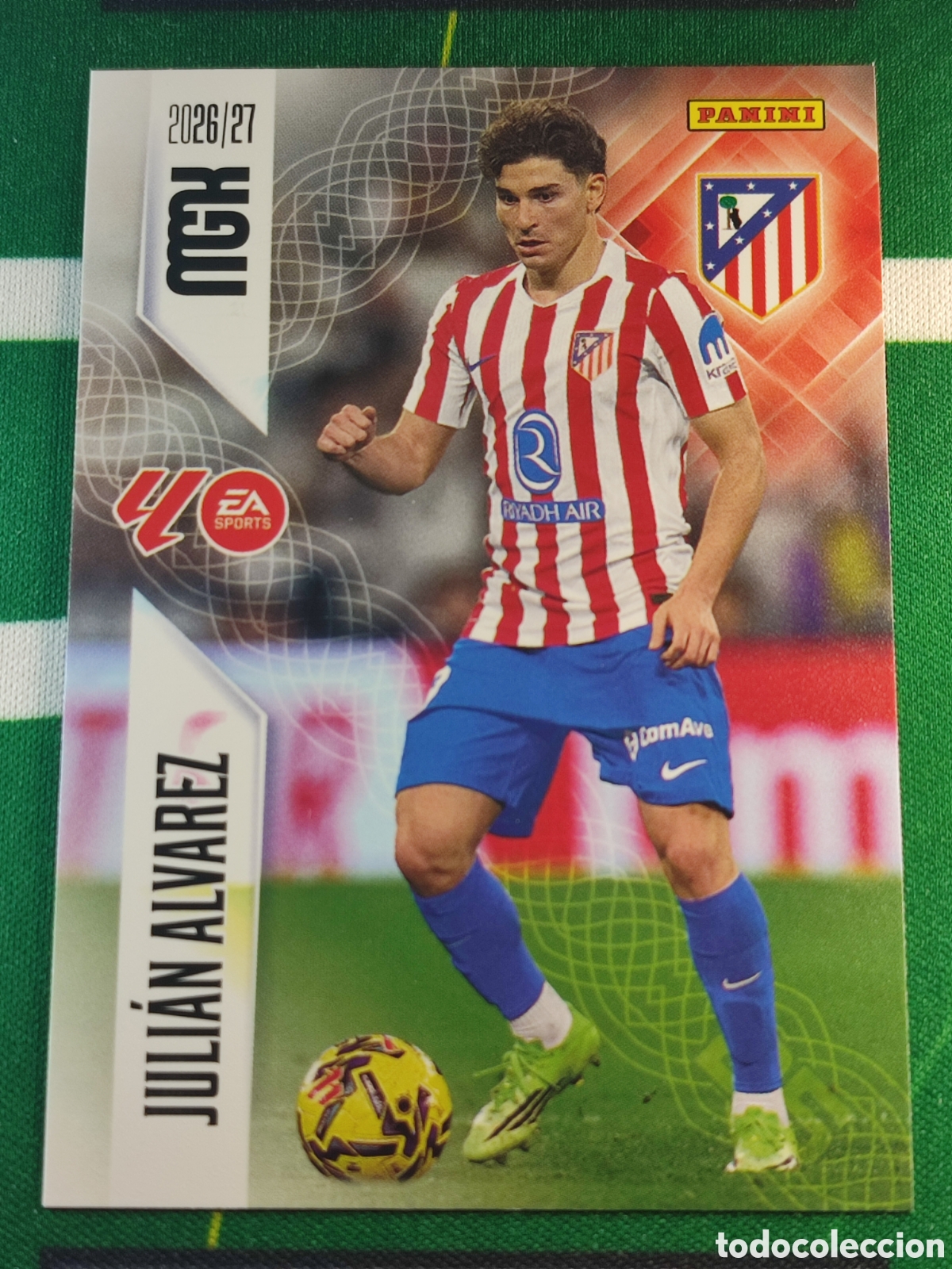 Cromos de Futebol: 71 Juli&aacute;n &Aacute;lvarez Atl&eacute;tico de Madrid MEGACRACKS 2026 2027 - 26 27 MGK