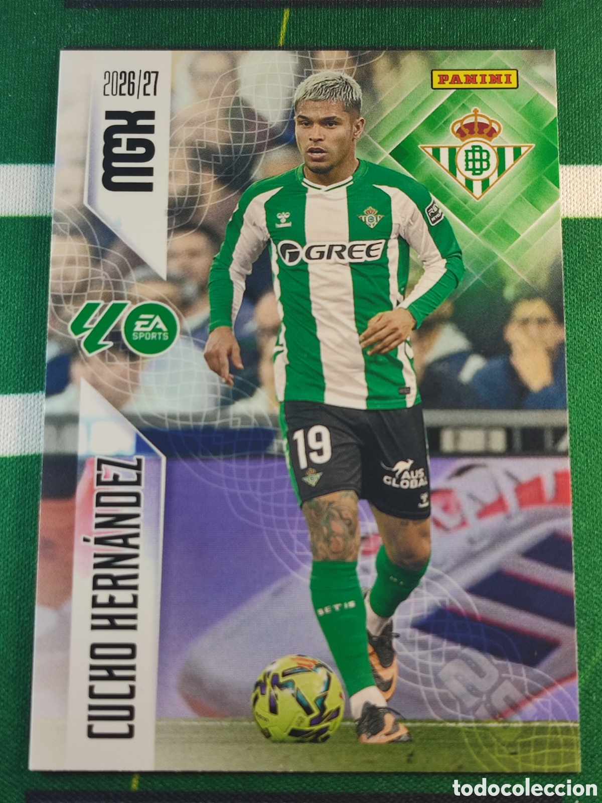 Cromos de Futebol: 107 Cucho Hern&aacute;ndez Real Betis MEGACRACKS 2026 2027 - 26 27 MGK