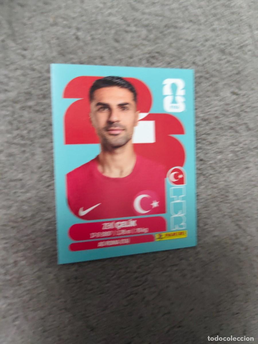 Cartes &agrave; collectionner de Football: TUR 4 TUR4 MUNDIAL 2026 PANINI ZEKI CELIK TURQUIA 26 WORLD CUP STICKER PANINI FIFA AAZ
