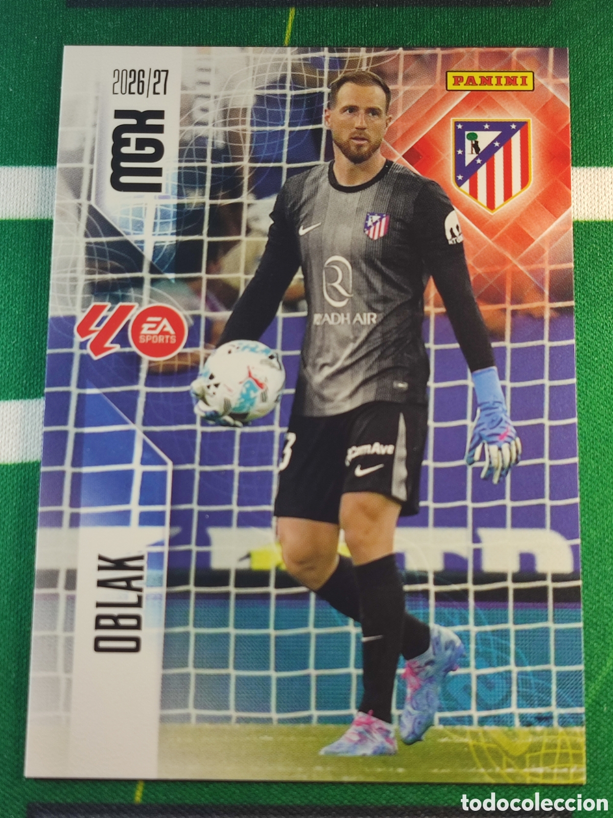 Cartes &agrave; collectionner de Football: 56 Oblak Atl&eacute;tico de Madrid MEGACRACKS 2026 2027 - 26 27 MGK