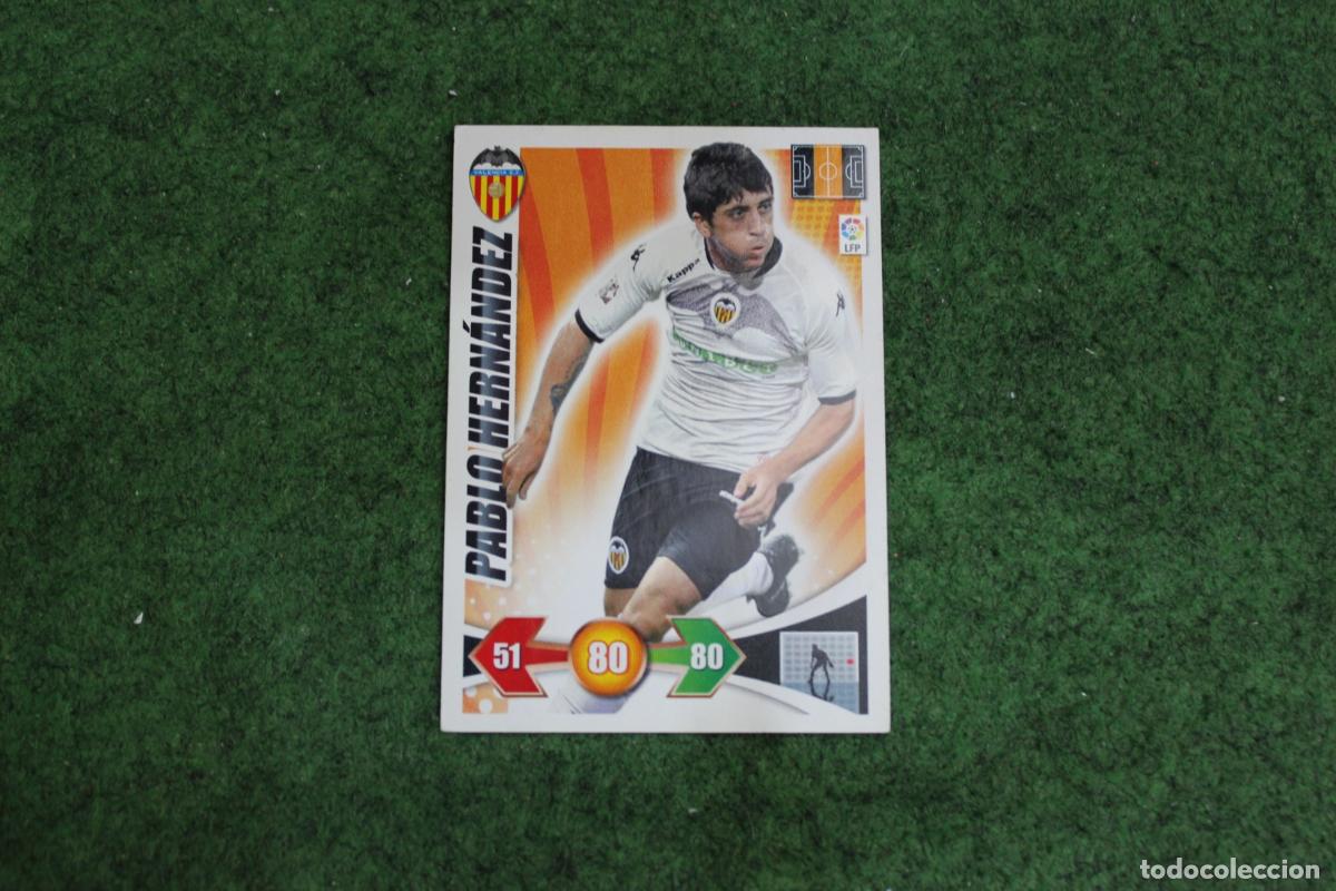 Fu&szlig;ball-Sticker: PABLO HERN&Aacute;NDEZ VALENCIA CF ADRENALYN XL 2009 2010 09 10 LALIGA SANTANDER