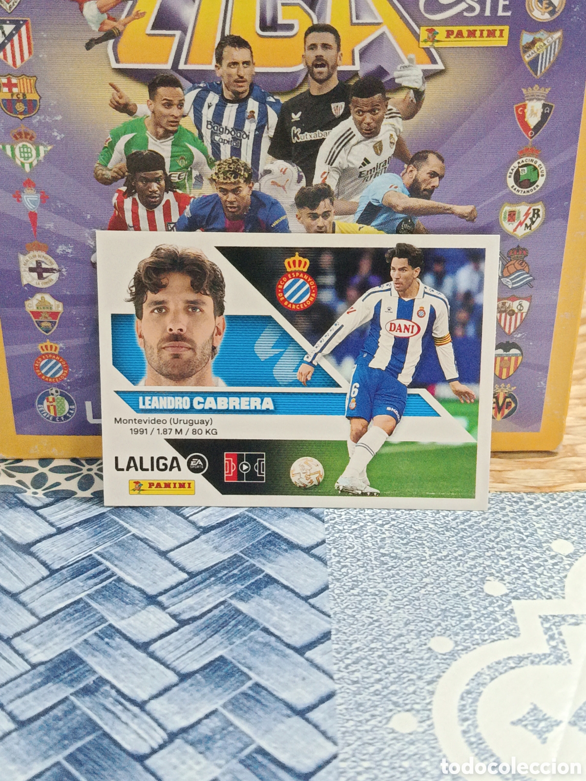 Cartes &agrave; collectionner de Football: CABRERA R.C.D. ESPA&Ntilde;OL ESPANYOL N&ordm; 8 LIGA ESTE 26 27 2026 2027 PANINI &rdquo;NUEVO DE SOBRE&rdquo;