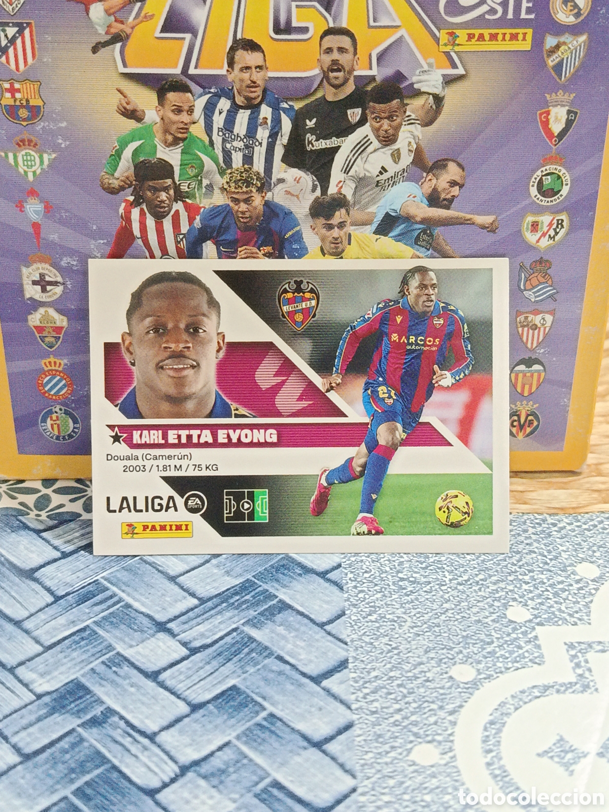 Cromos de Futebol: ETTA EYONG LEVANTE N&ordm; 19 LIGA ESTE 26 27 2026 2027 PANINI &rdquo;NUEVO DE SOBRE&rdquo;