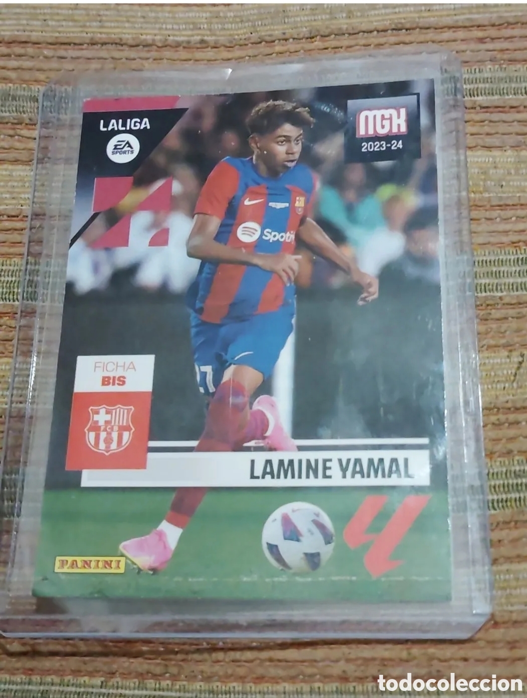 Cromos de f&uacute;tbol: LAMINE YAMAL. CROMO 101 BIS. El de la fotograf&iacute;a