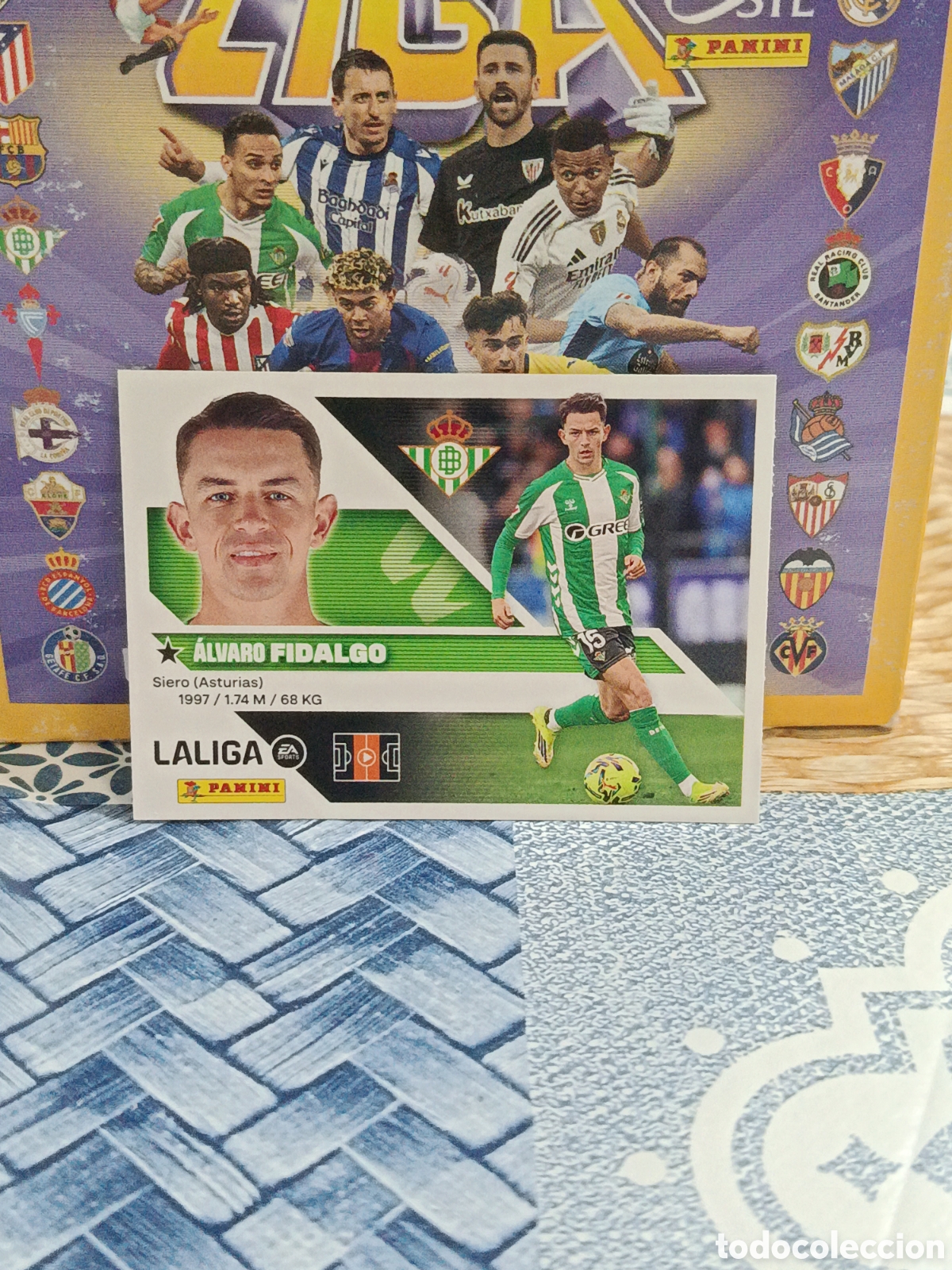 Cartes &agrave; collectionner de Football: FIDALGO REAL BETIS N&ordm; 12 LIGA ESTE 26 27 2026 2027 PANINI &rdquo;NUEVO DE SOBRE&rdquo;