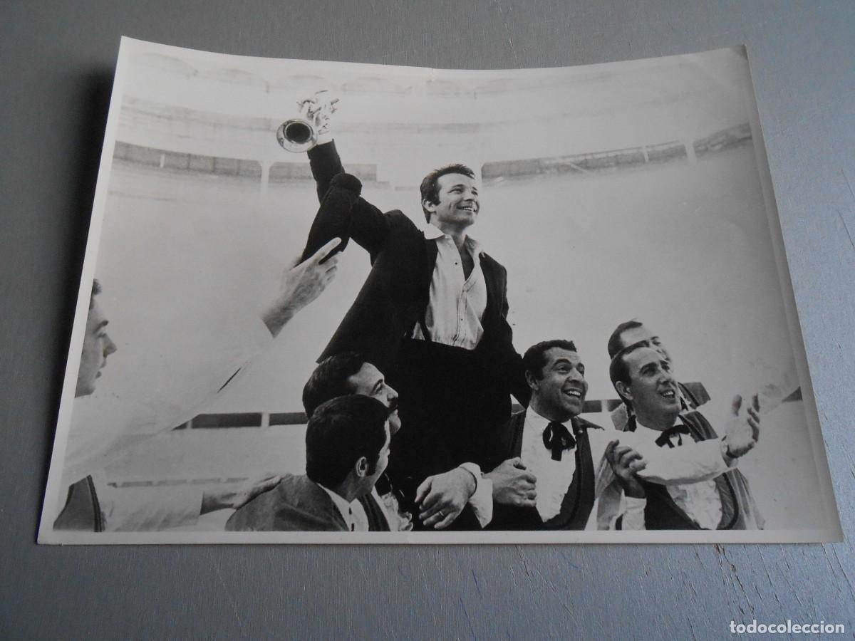 Football Stickers: FOTO de - HERB ALPERT - de 24 x 18 cms