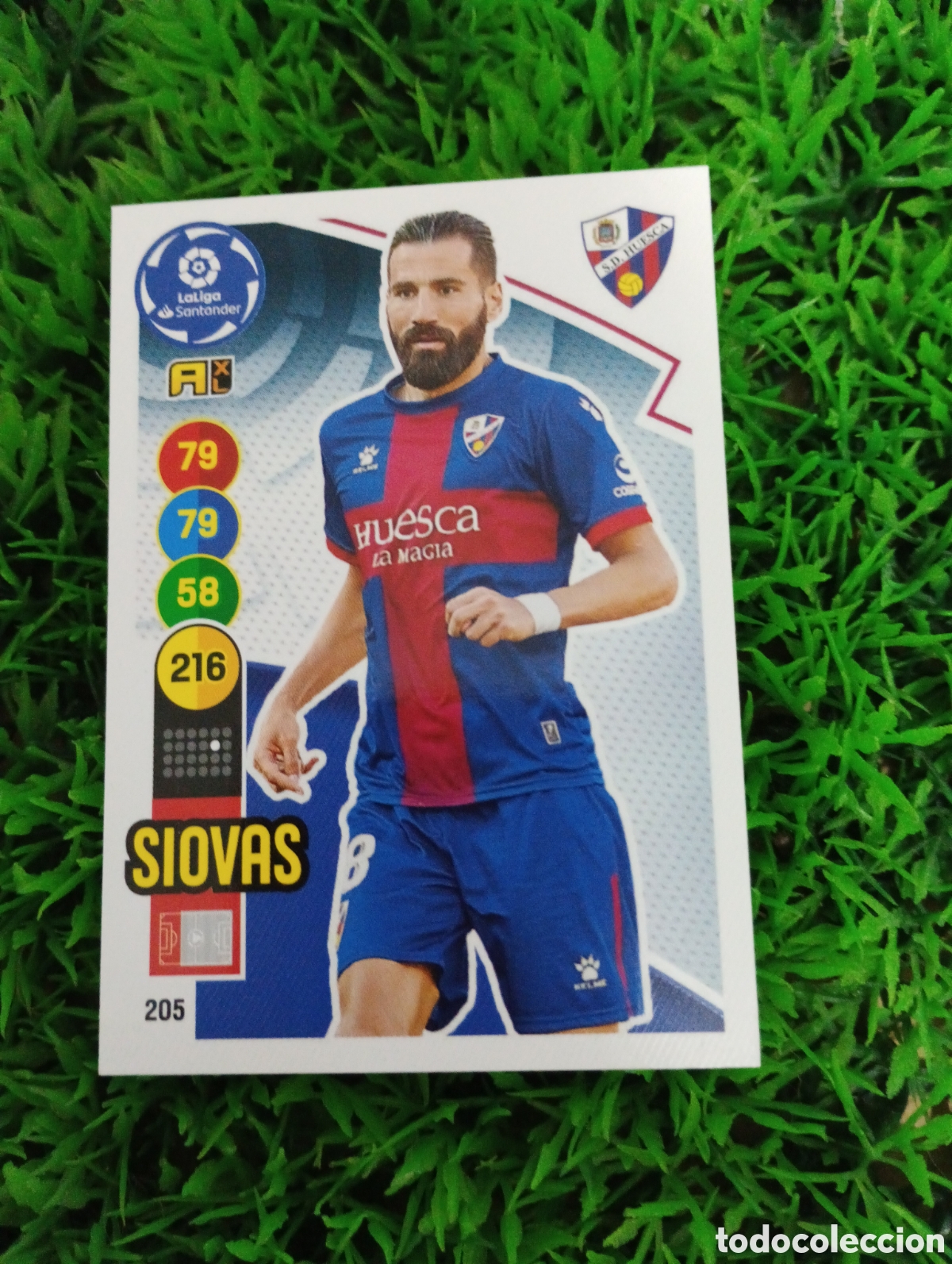 Fu&szlig;ball-Sticker: Siovas Huesca Adrenalyn 20-21 # 205