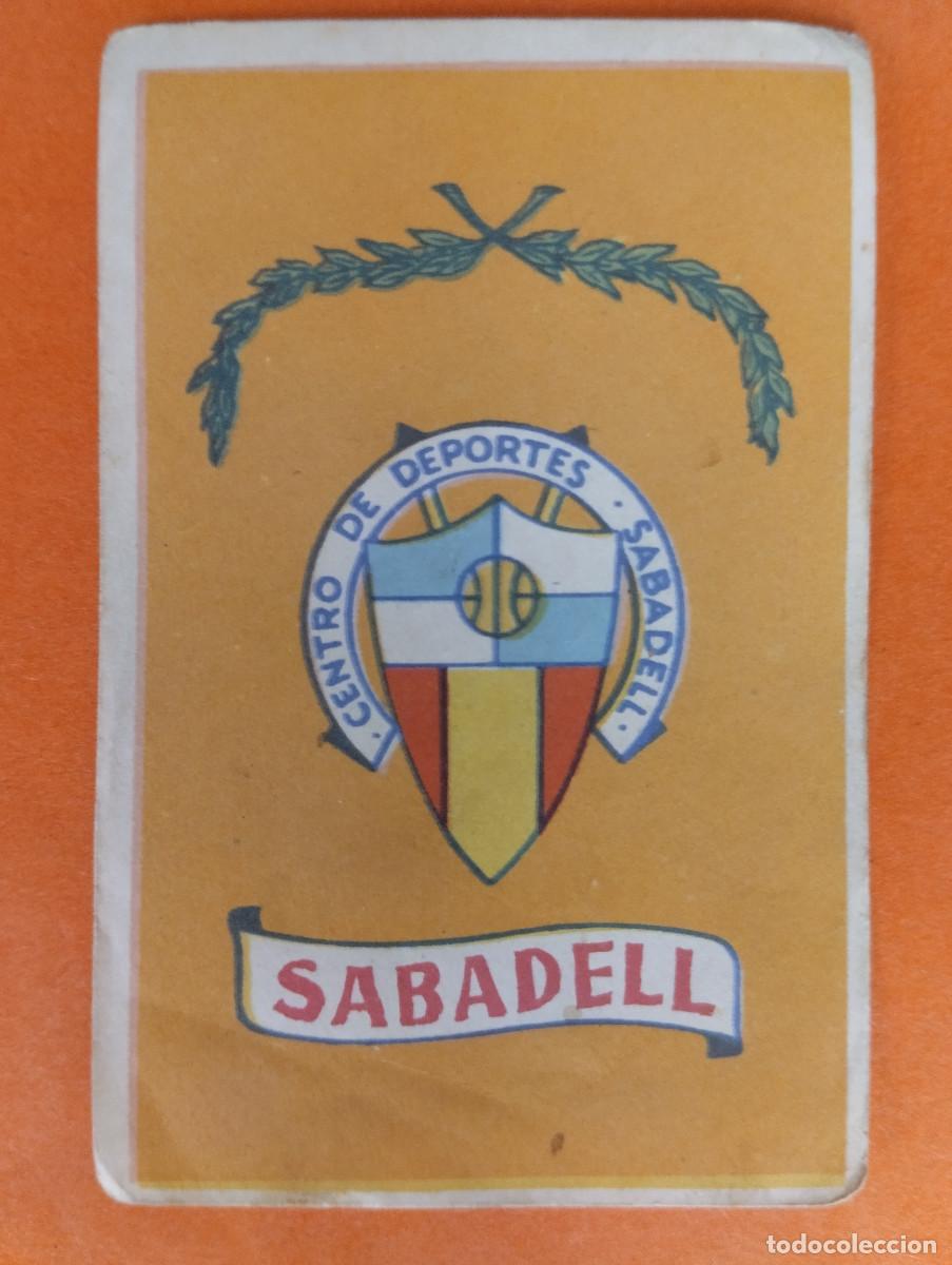 Football Stickers: CROMO ESCUDO SABADELL. CAMPEONES 1949 BRUGUERA NUNCA PEGADO